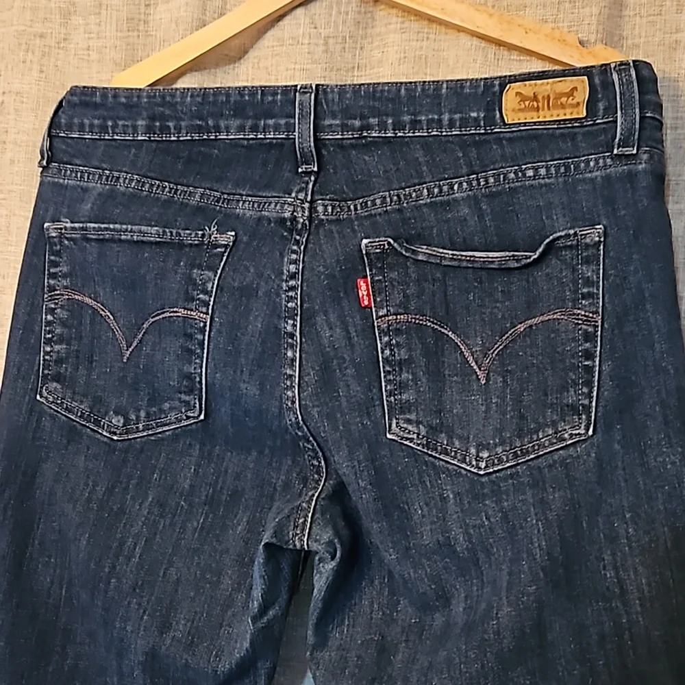 Levi Mid Rise Skinny - Picture 2 of 5